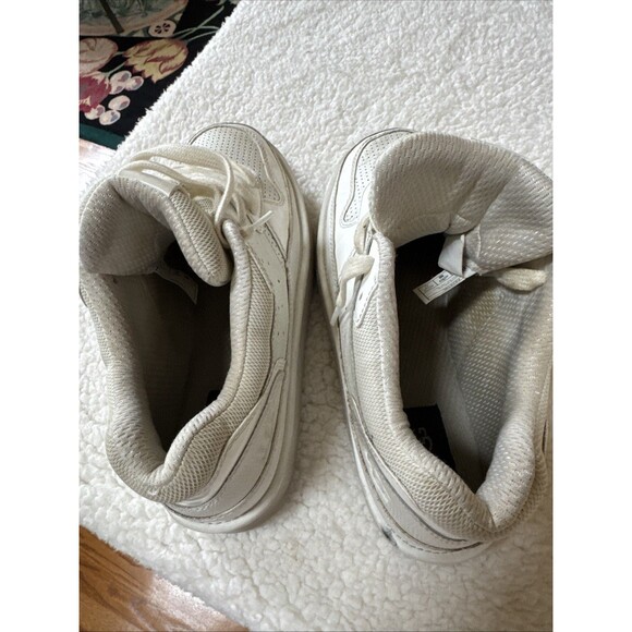 UGG Women's Highland Sneakers 1111336 White/White Size 11 UK 9 - Picture 3 of 6